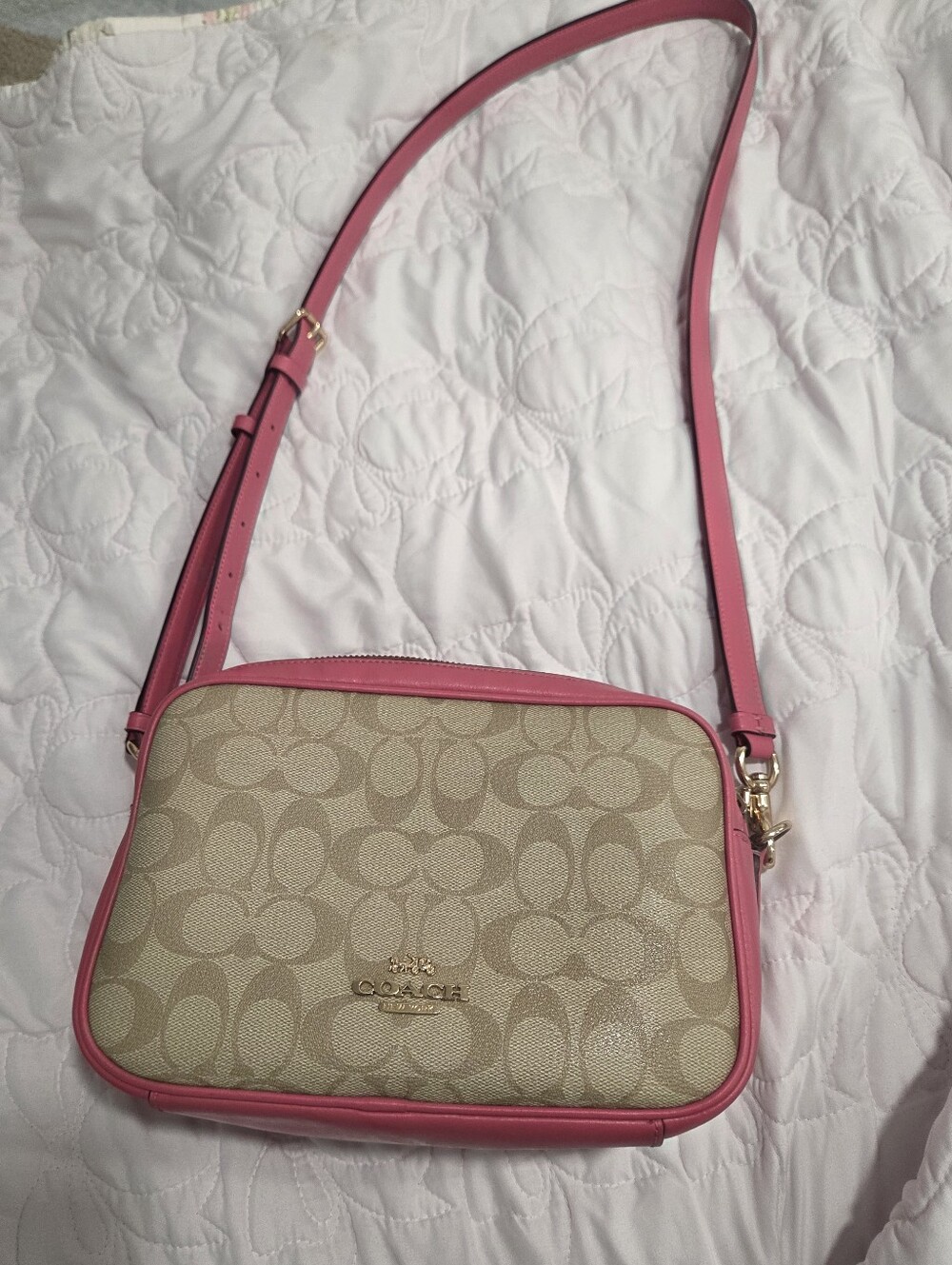 Coach Signature Canvas Crossbody Bag in Pink - Picture 2 of 12